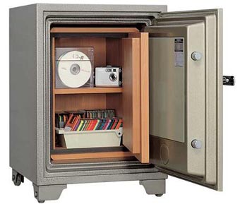Поръчкова изработка на метални дата сейфове